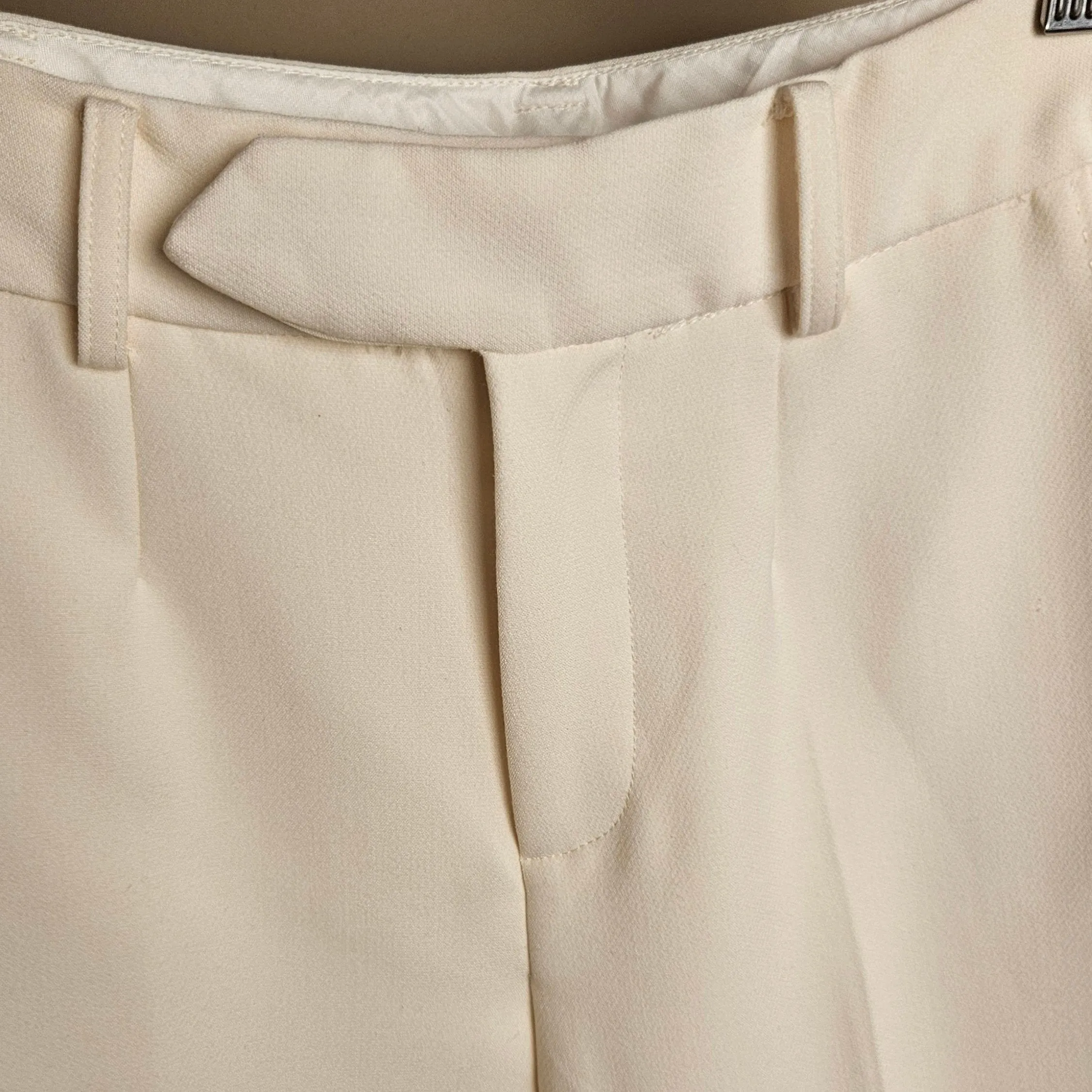 The Fashion Vault Collection Tailored White Suit