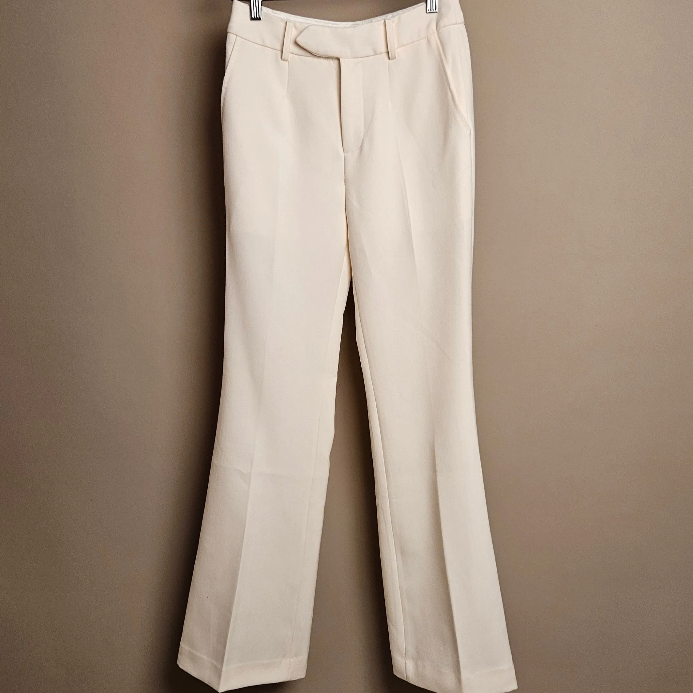 The Fashion Vault Collection Tailored White Suit