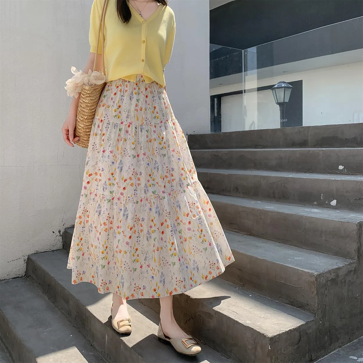 Women's A-Line Floral Print Skirt with Elastic Waist