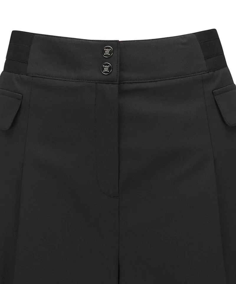 Women's SM Pleated Half Pants - Black