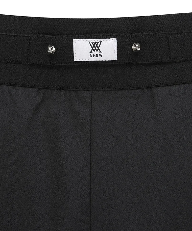 Women's SM Pleated Half Pants - Black